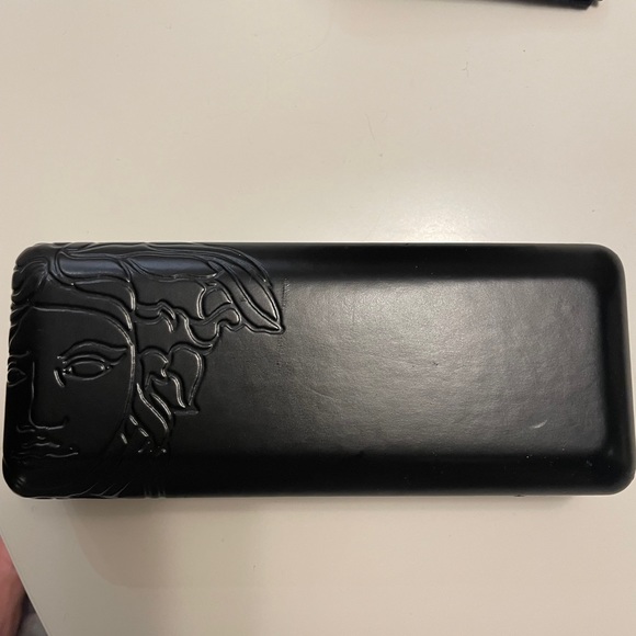 Versace slim black sunglasses - Picture 4 of 4